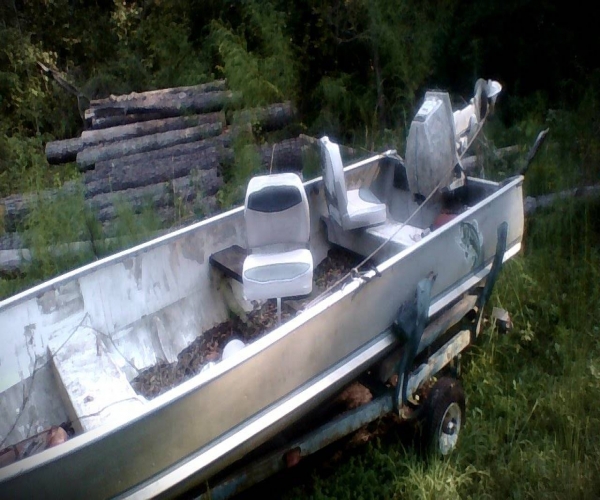 Used Small boats For Sale by owner | 1986 14 foot Evinrude V-Hull